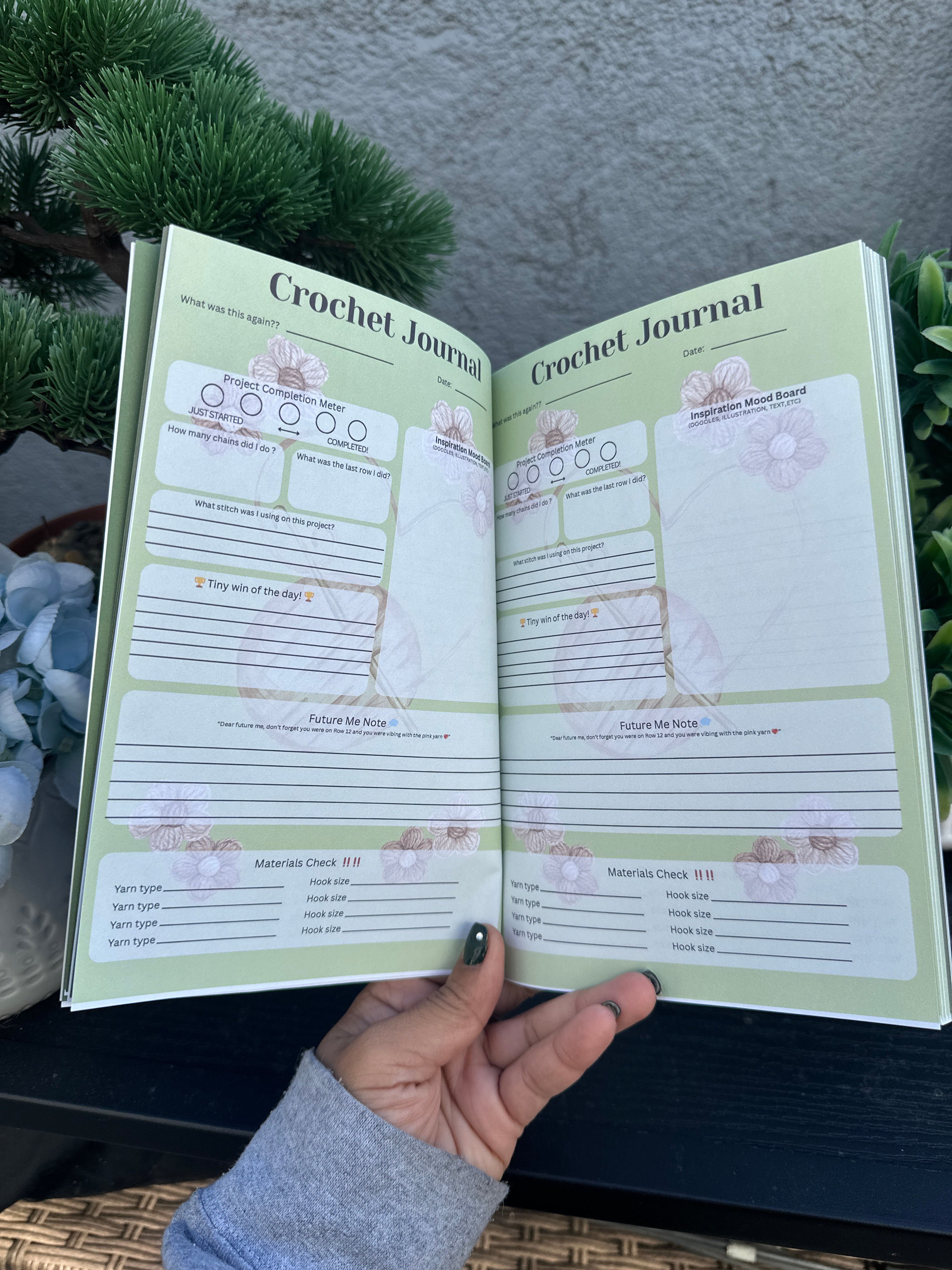 CHAOTIC CRAFTERS GUIDE TO CROCHET